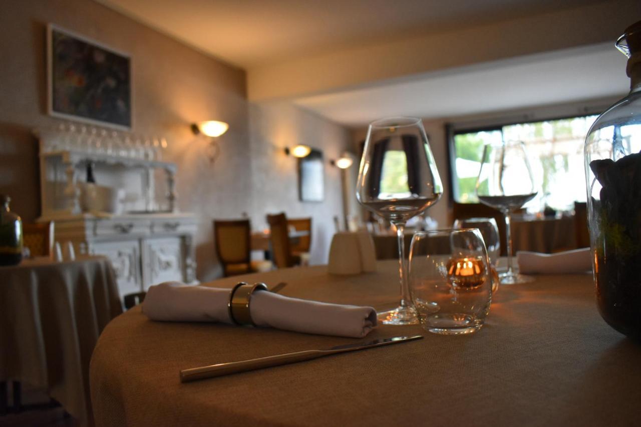 Le Cheval Blanc - Lac Du Der - Logis Hotel 日福蒙-尚波贝尔 外观 照片