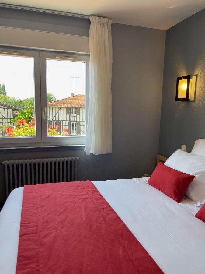Le Cheval Blanc - Lac Du Der - Logis Hotel 日福蒙-尚波贝尔 外观 照片